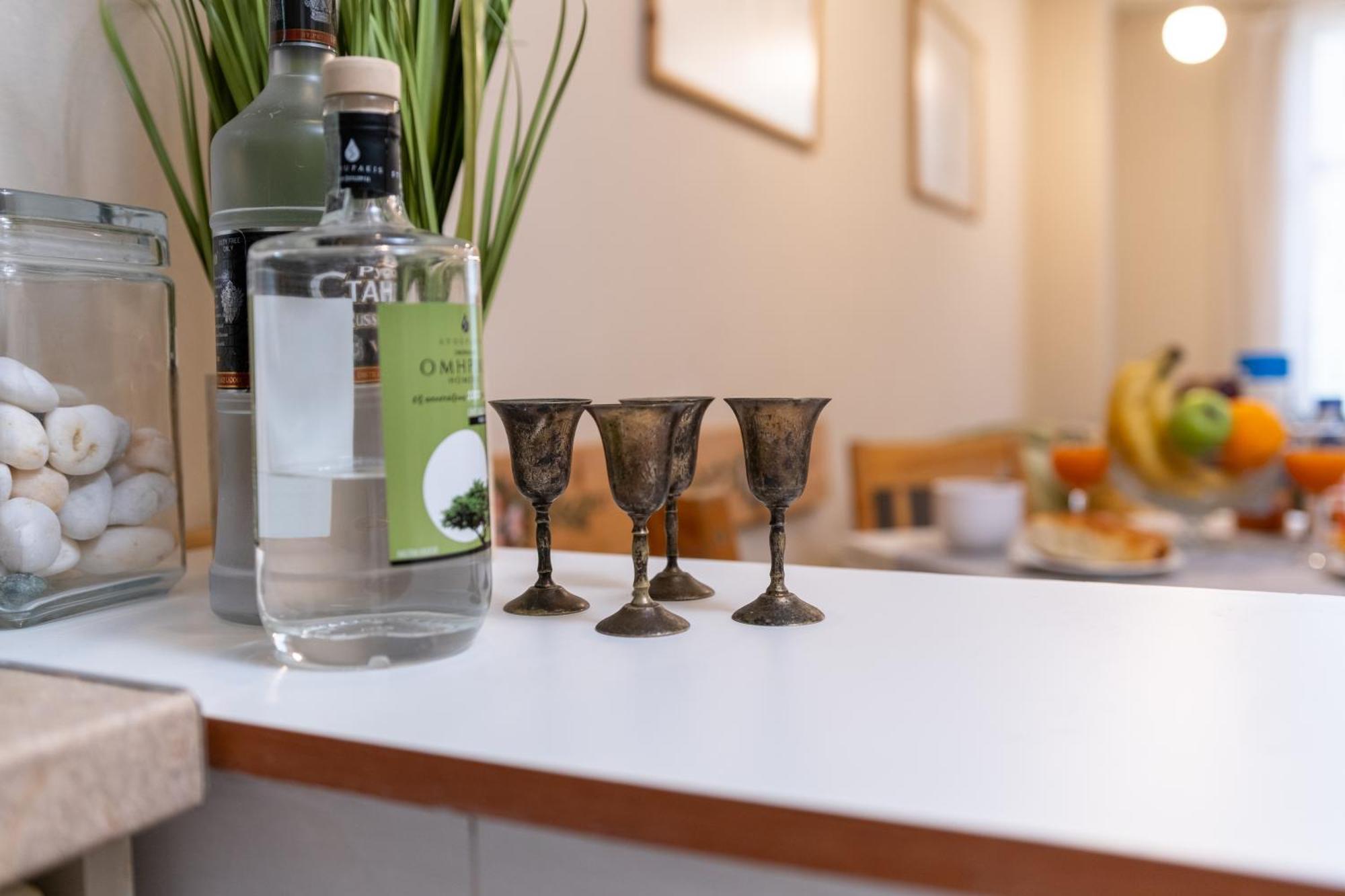 Апартаменти Chic Urban Getaway In Center Пловдив