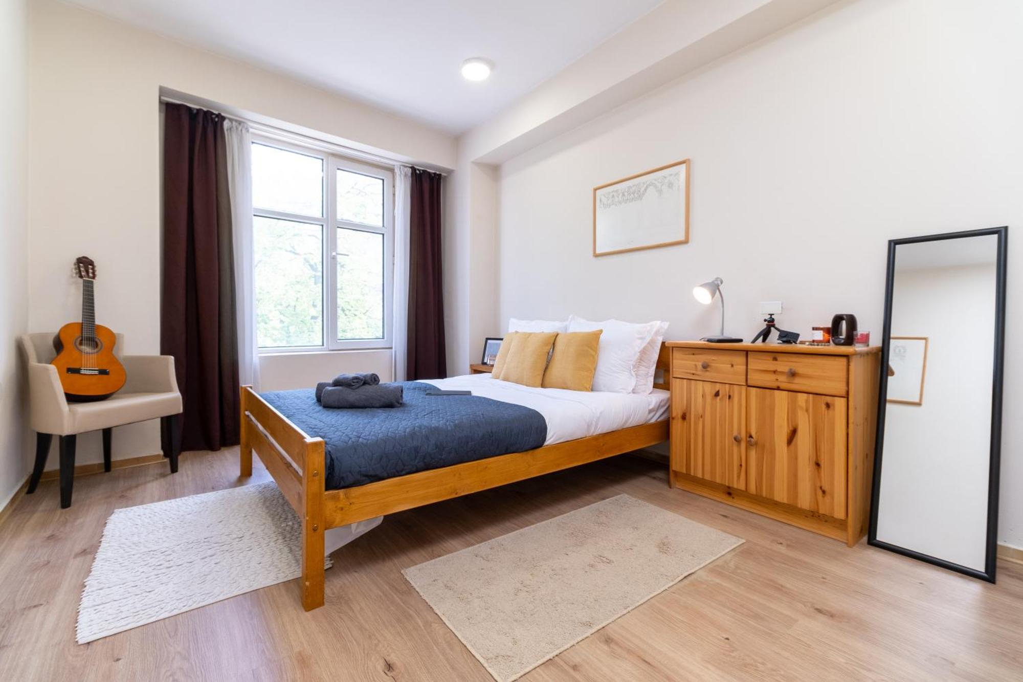 Apartment Chic Urban Getaway In Center Plovdiv