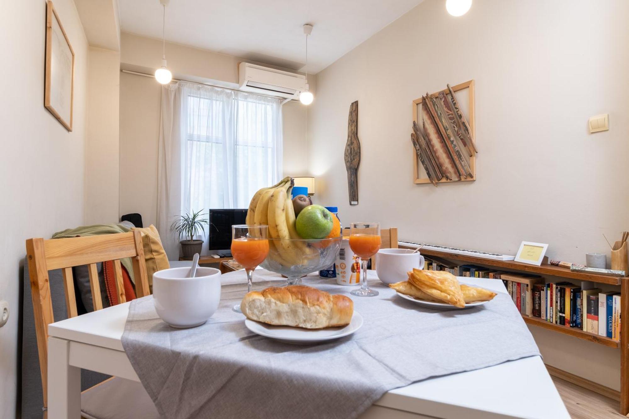 Chic Urban Getaway In Center Plovdiv